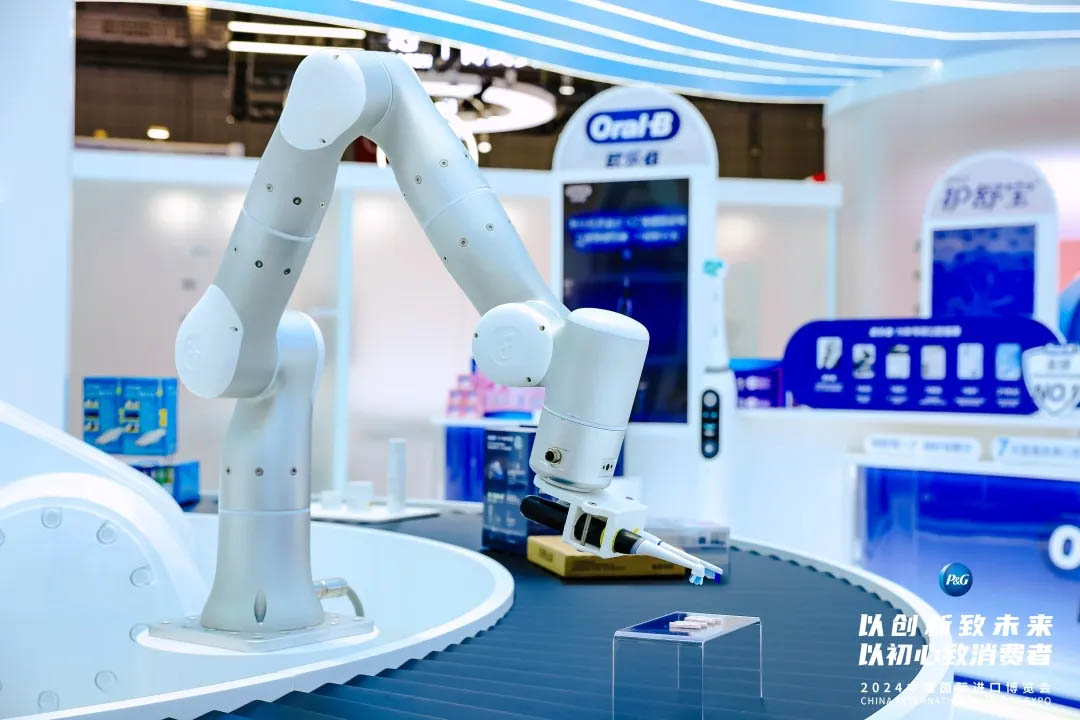 智能仪器体验区仪器之一