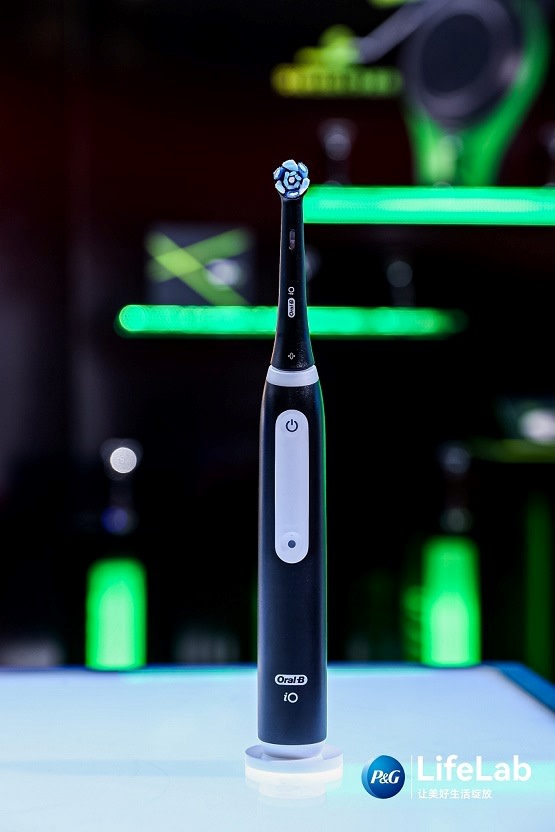 欧乐-B iO3 智净磁波刷